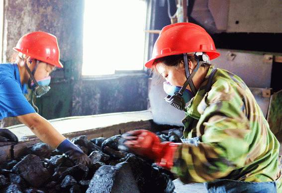 柴里煤矿 从“卖煤炭”到“卖服务”的战略转型，驱动商品煤销售连创新高